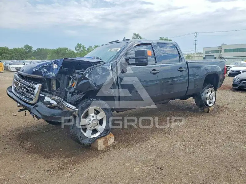 2014 GMC Sierra photo