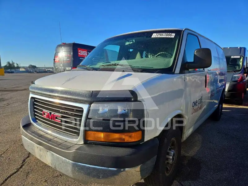 2014 GMC Savana фото