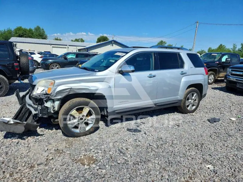 2014 GMC TERRAIN photo
