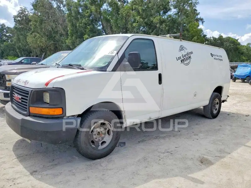 2014 GMC Savana фото