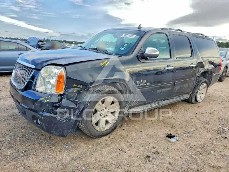 2014 GMC YUKON photo