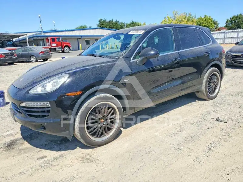 2014 Porsche Cayenne photo