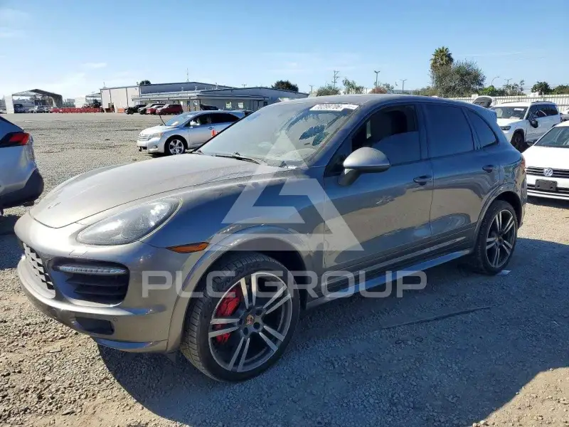 2014 Porsche Cayenne фото