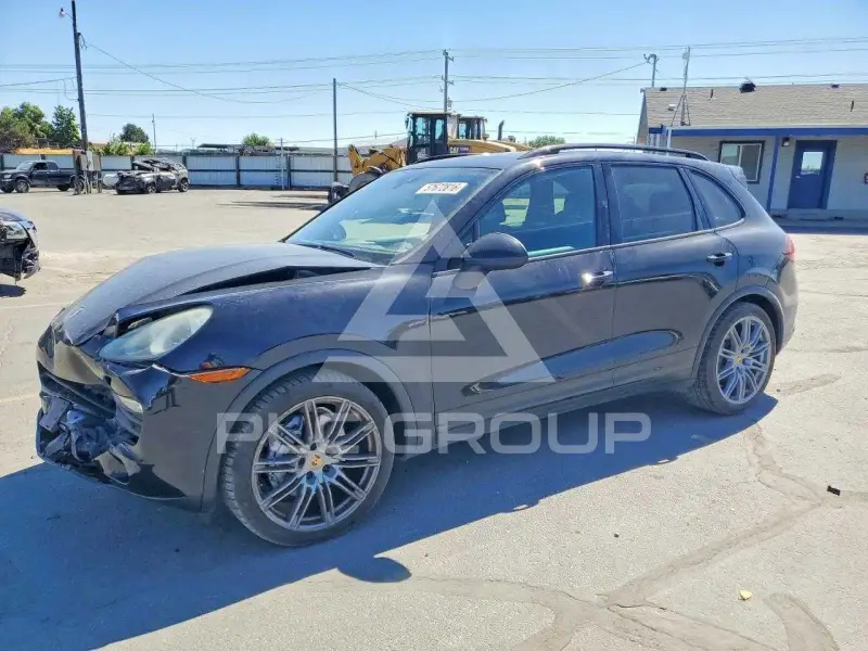 2014 Porsche Cayenne photo