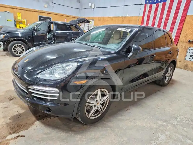 2014 Porsche Cayenne photo