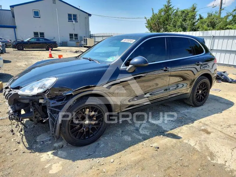 2014 Porsche Cayenne photo
