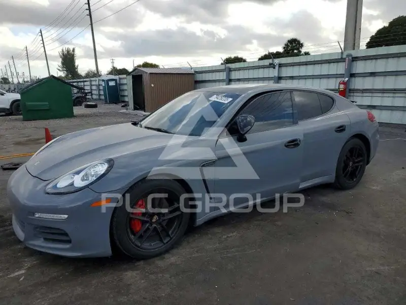 2014 Porsche Panamera photo