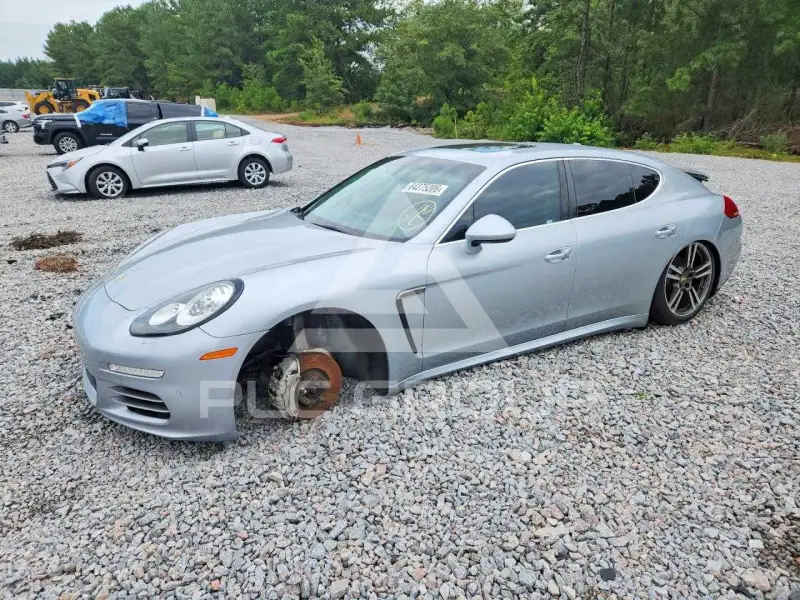 2014 Porsche Panamera photo