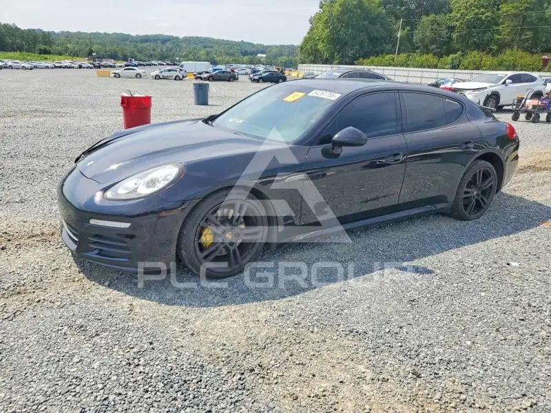 2014 Porsche Panamera photo