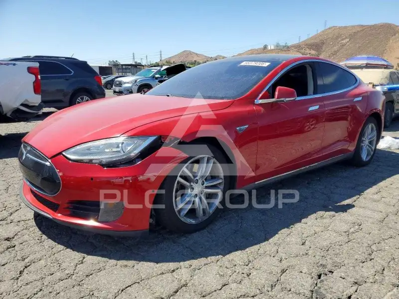 2014 Tesla Model S фото