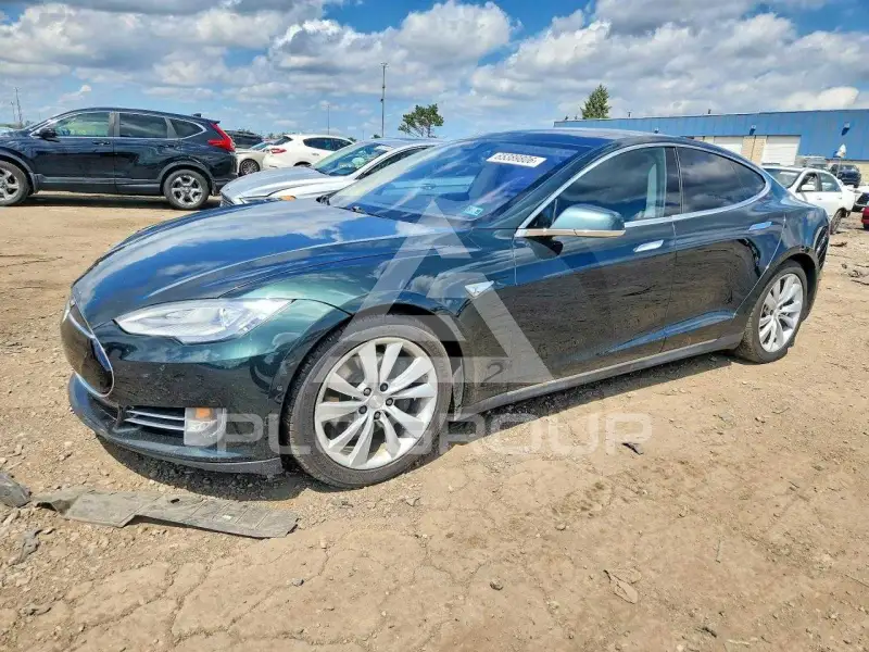 2014 Tesla Model S фото