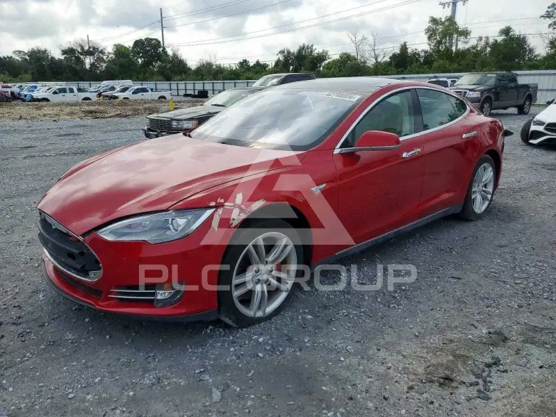 2014 Tesla Model S фото
