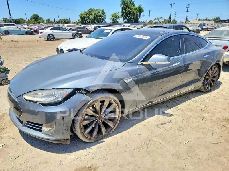 2014 Tesla Model S фото