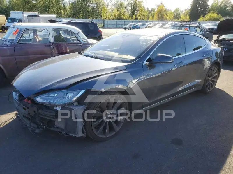 2014 Tesla Model S фото