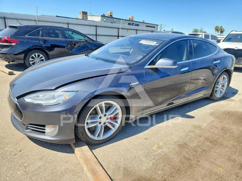 2014 Tesla Model S фото