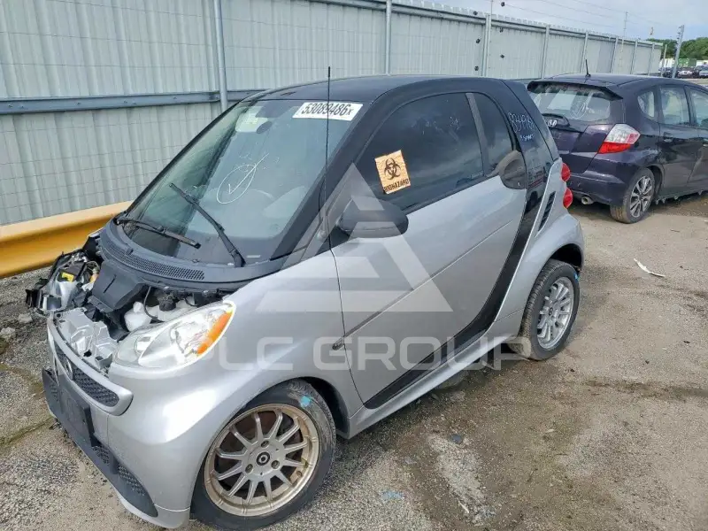 2014 Smart FORTWO фото