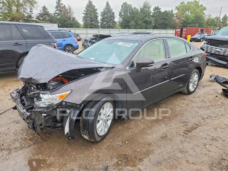 2014 Lexus ES300 photo