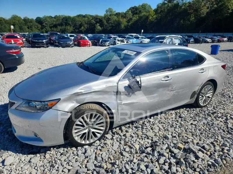 2014 Lexus ES350 photo