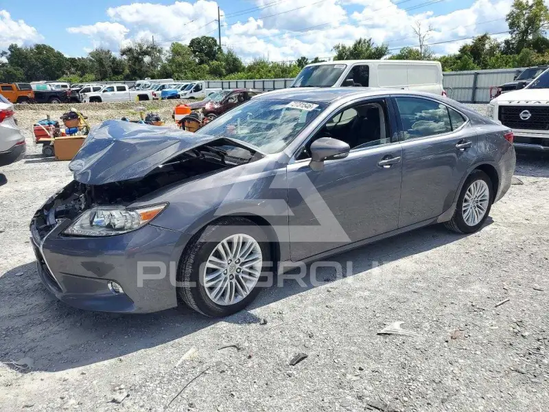 2014 Lexus ES350 photo