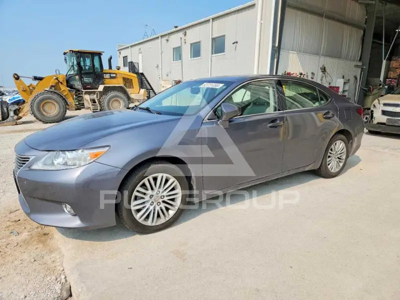 2014 Lexus ES350 photo