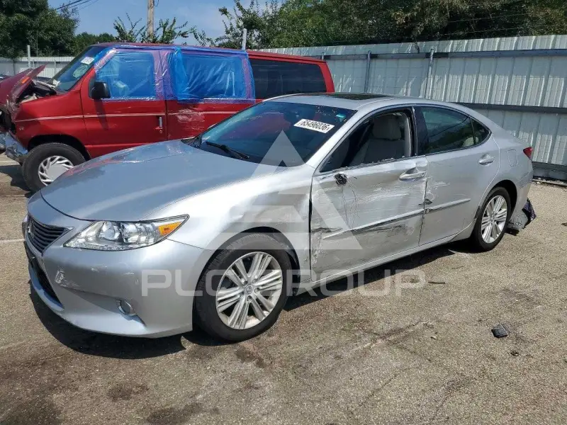 2014 Lexus ES350 photo