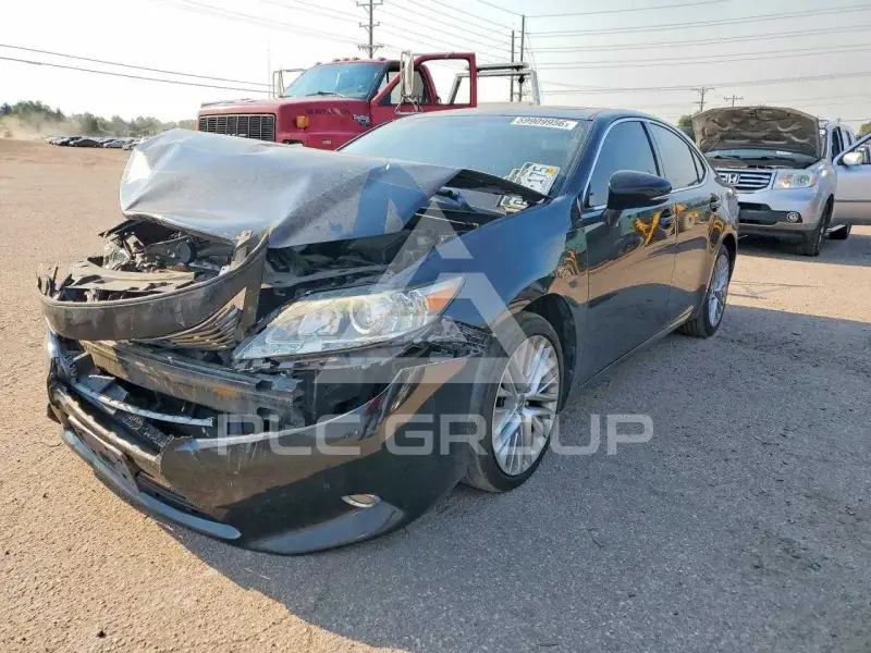 2014 Lexus ES350 photo