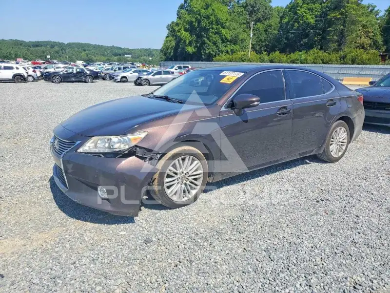 2014 Lexus ES350 photo