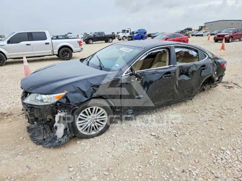 2014 Lexus ES350 photo