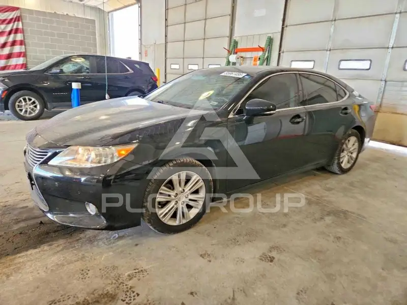 2014 Lexus ES350 photo