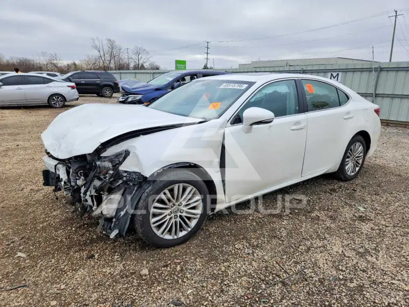 2014 Lexus ES350 photo