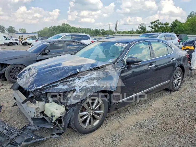 2014 Lexus LS460 photo