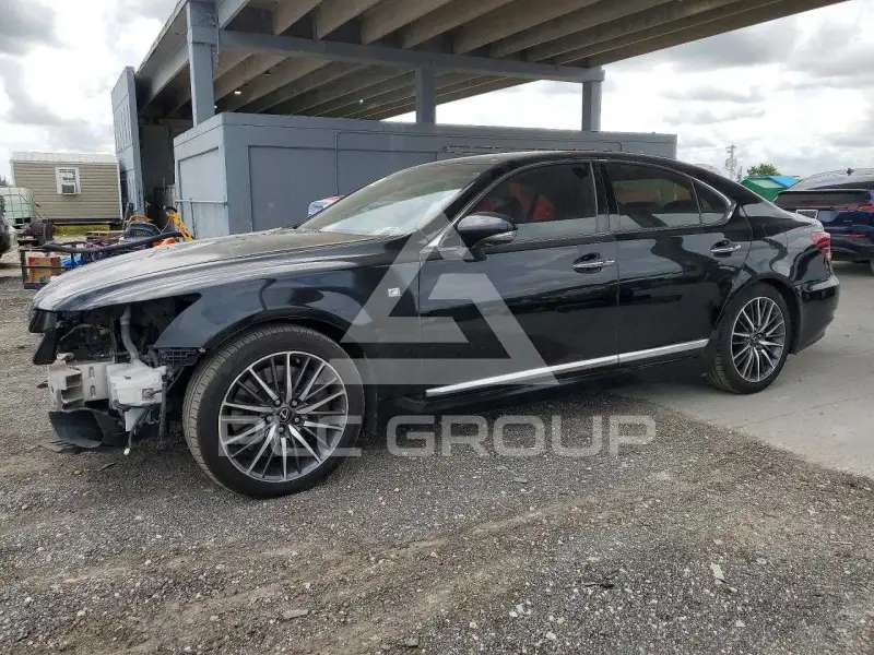 2014 Lexus LS460 photo