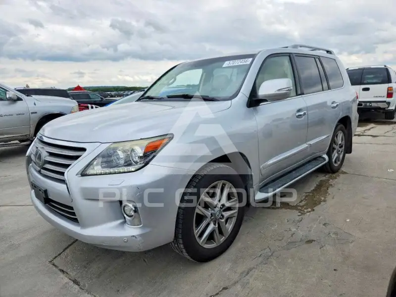 2014 Lexus LX570 photo