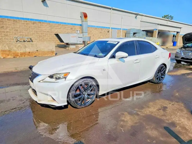 2014 Lexus IS фото