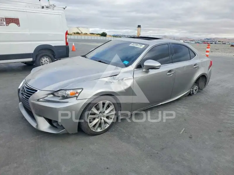 2014 Lexus IS фото
