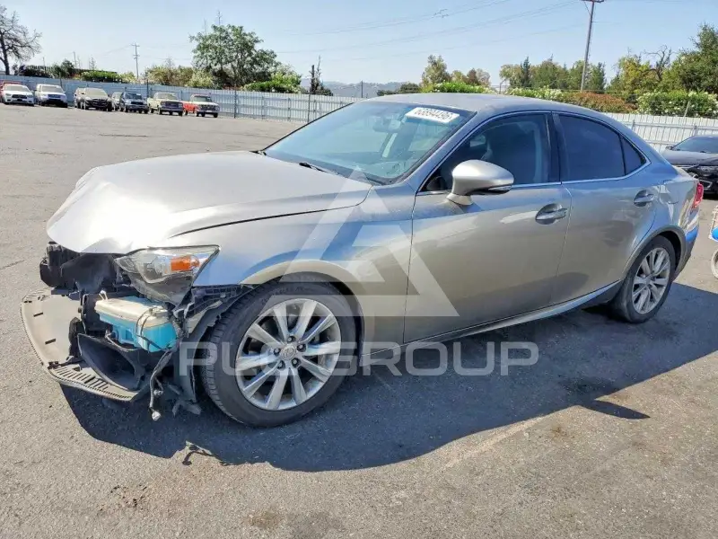 2014 Lexus IS фото