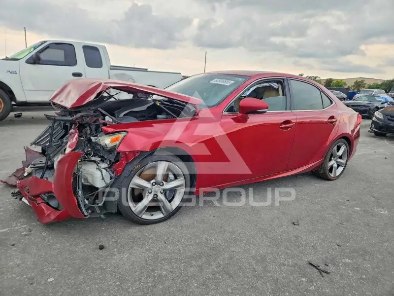 2014 Lexus IS фото