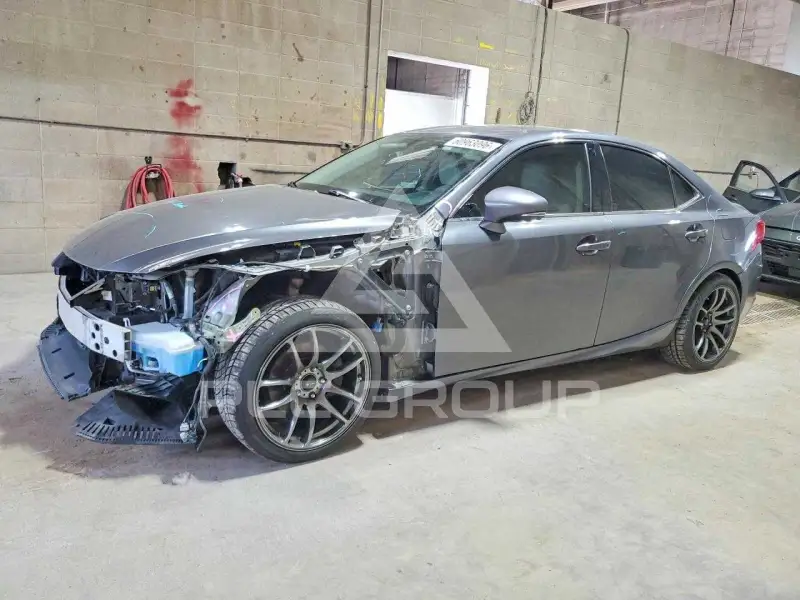2014 Lexus IS фото
