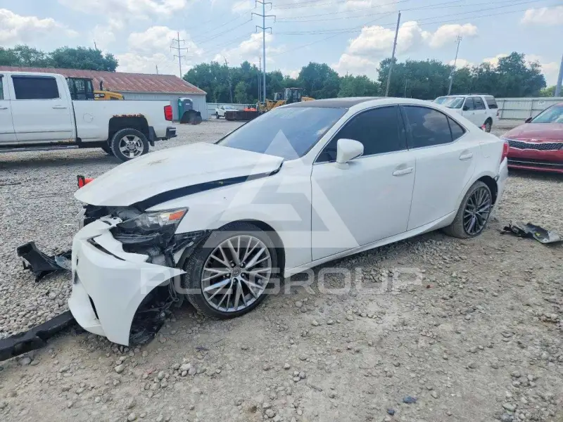 2014 Lexus IS фото