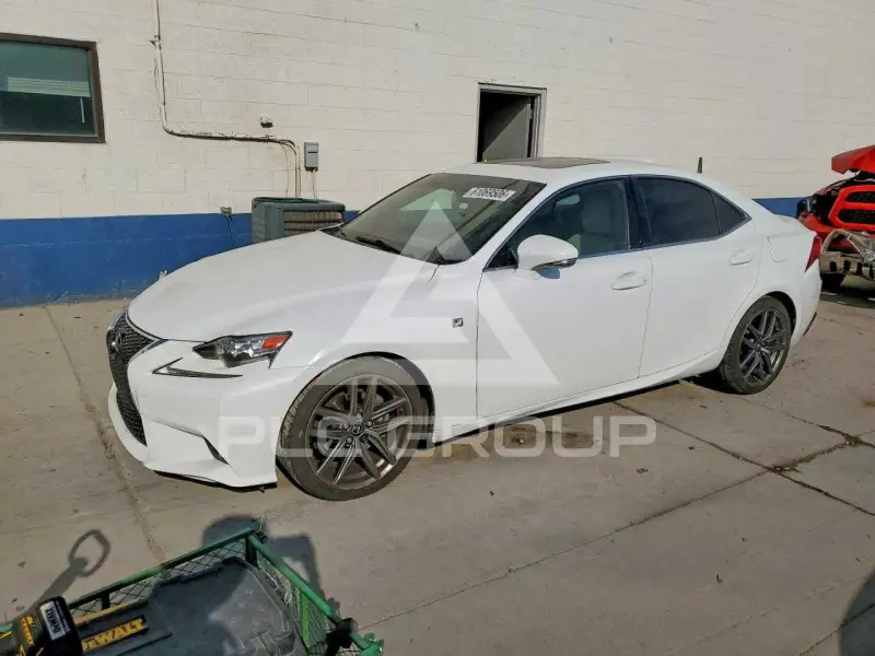 2014 Lexus IS фото