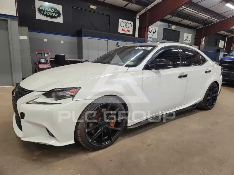 2014 Lexus IS фото