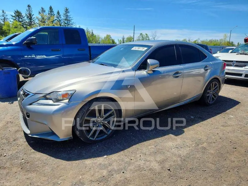 2014 Lexus IS photo