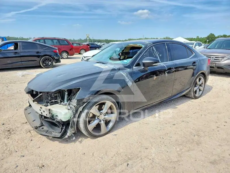 2014 Lexus IS фото