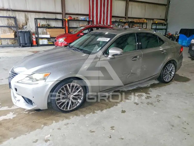 2014 Lexus IS фото