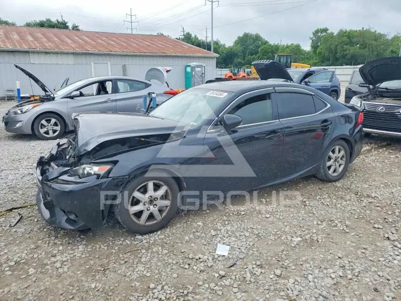2014 Lexus IS фото