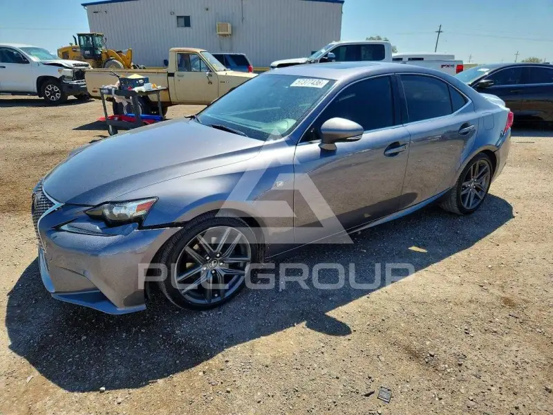 2014 Lexus IS фото