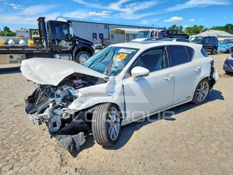 2014 Lexus CT200 фото