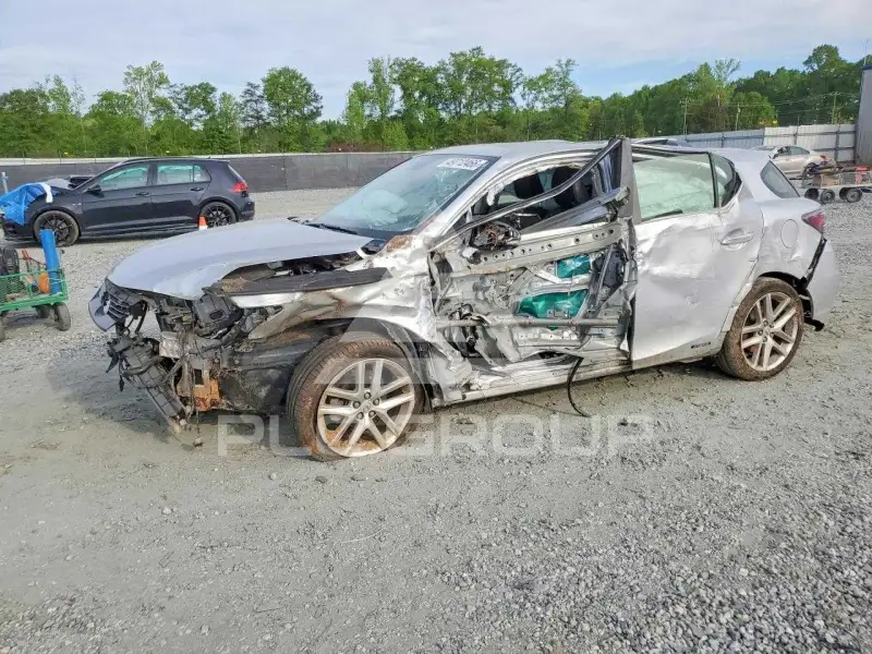 2014 Lexus CT200 фото