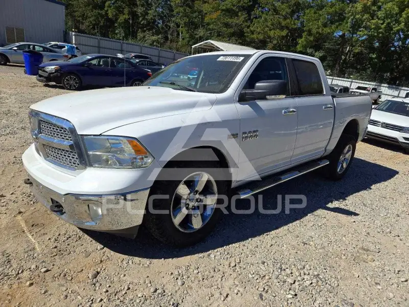 2014 RAM 1500 фото