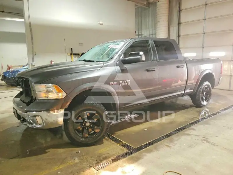 2014 RAM 1500 photo